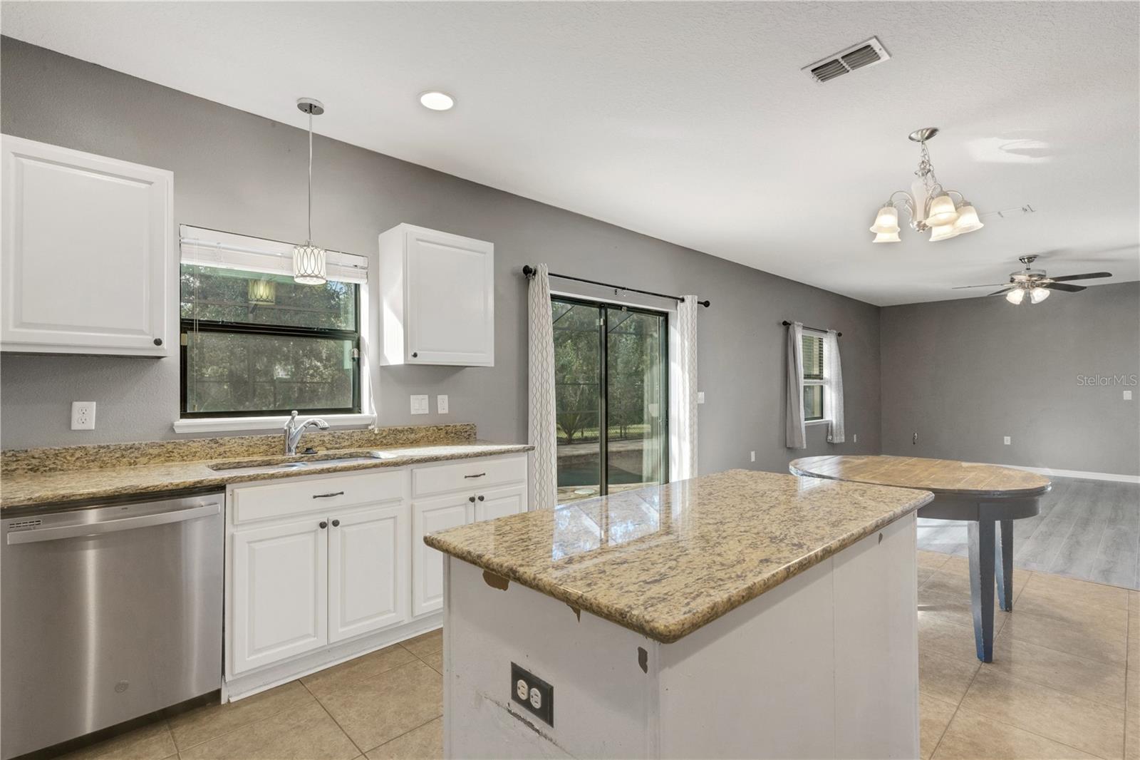 Image 26 of 96 For 7427 61st Street E