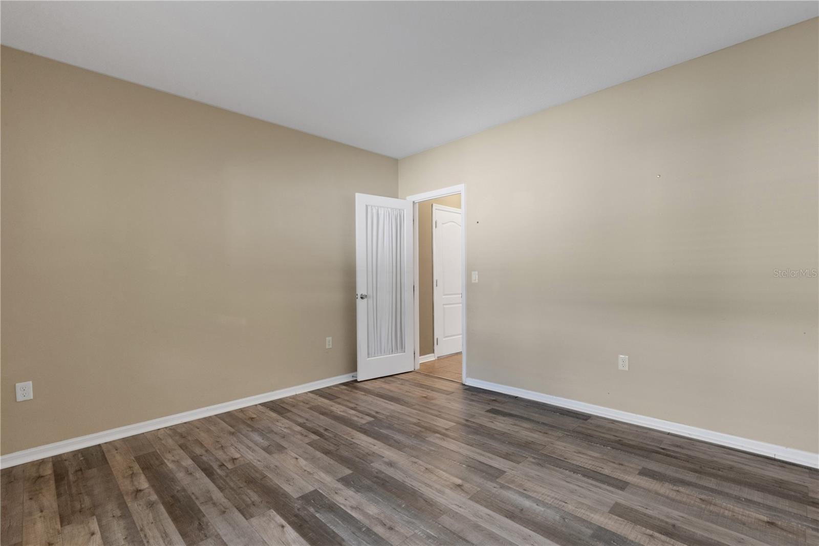 Image 30 of 96 For 7427 61st Street E