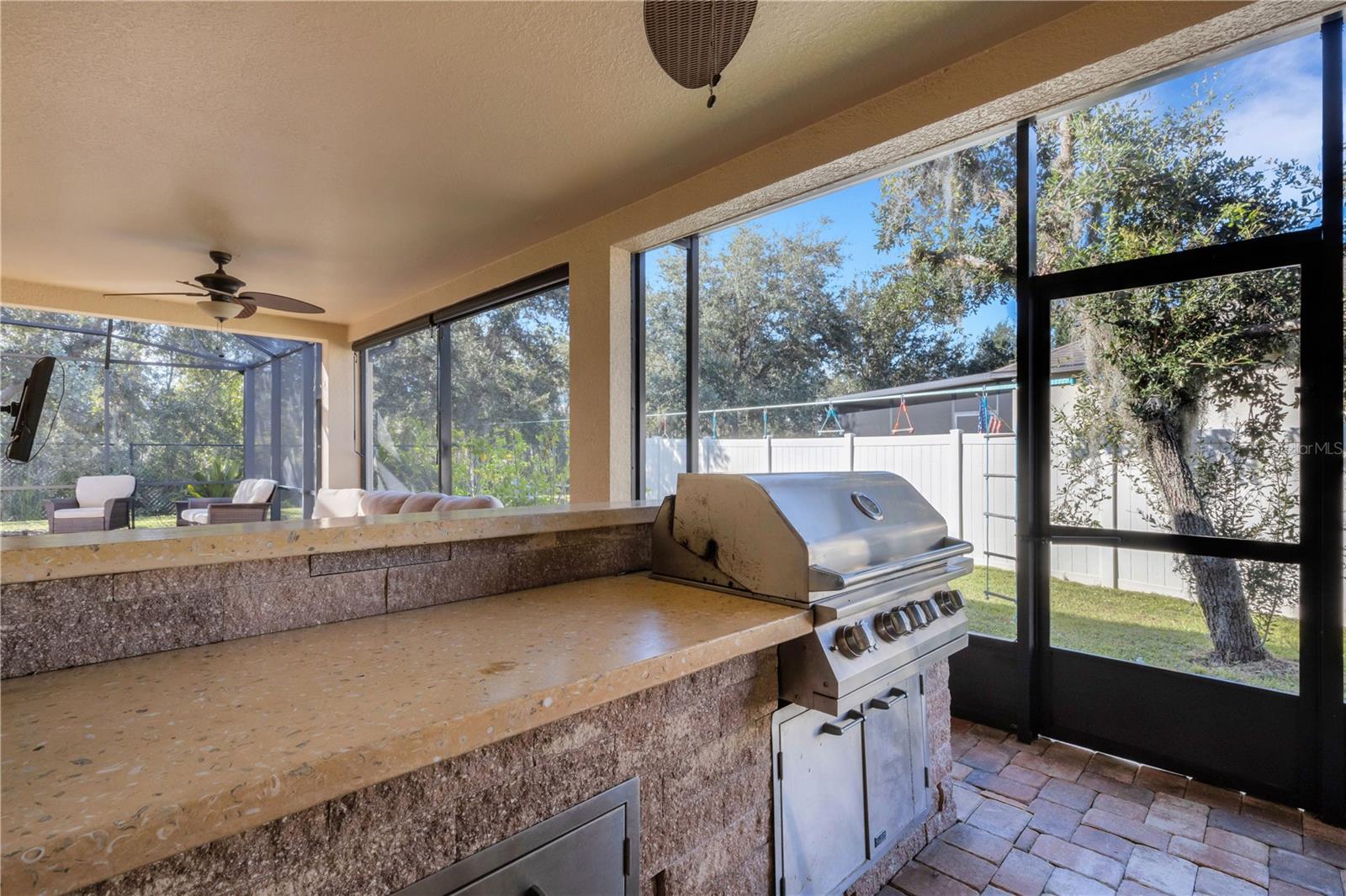 Image 74 of 96 For 7427 61st Street E