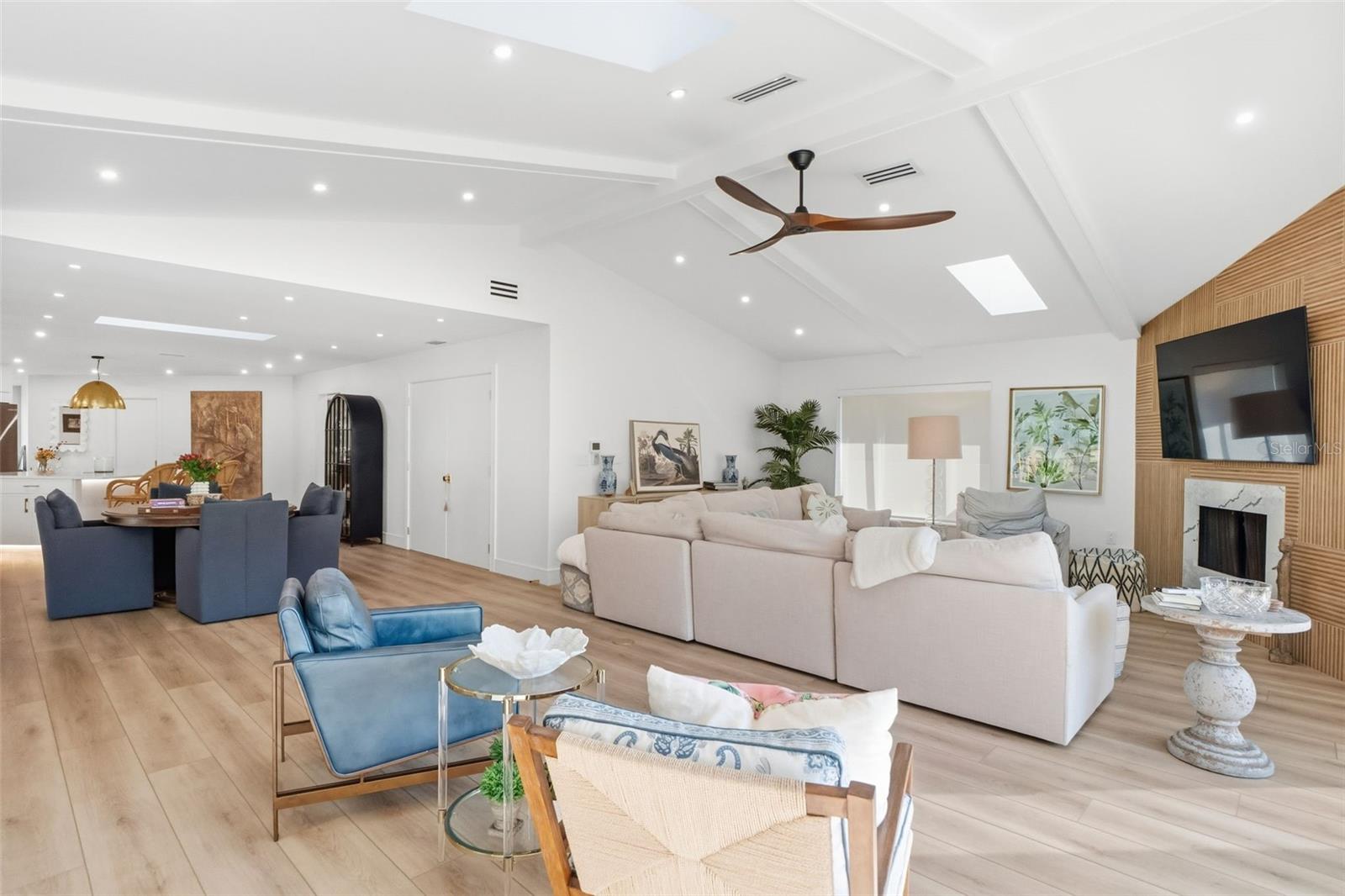 Image 15 of 66 For 1660 Pine Harrier Circle