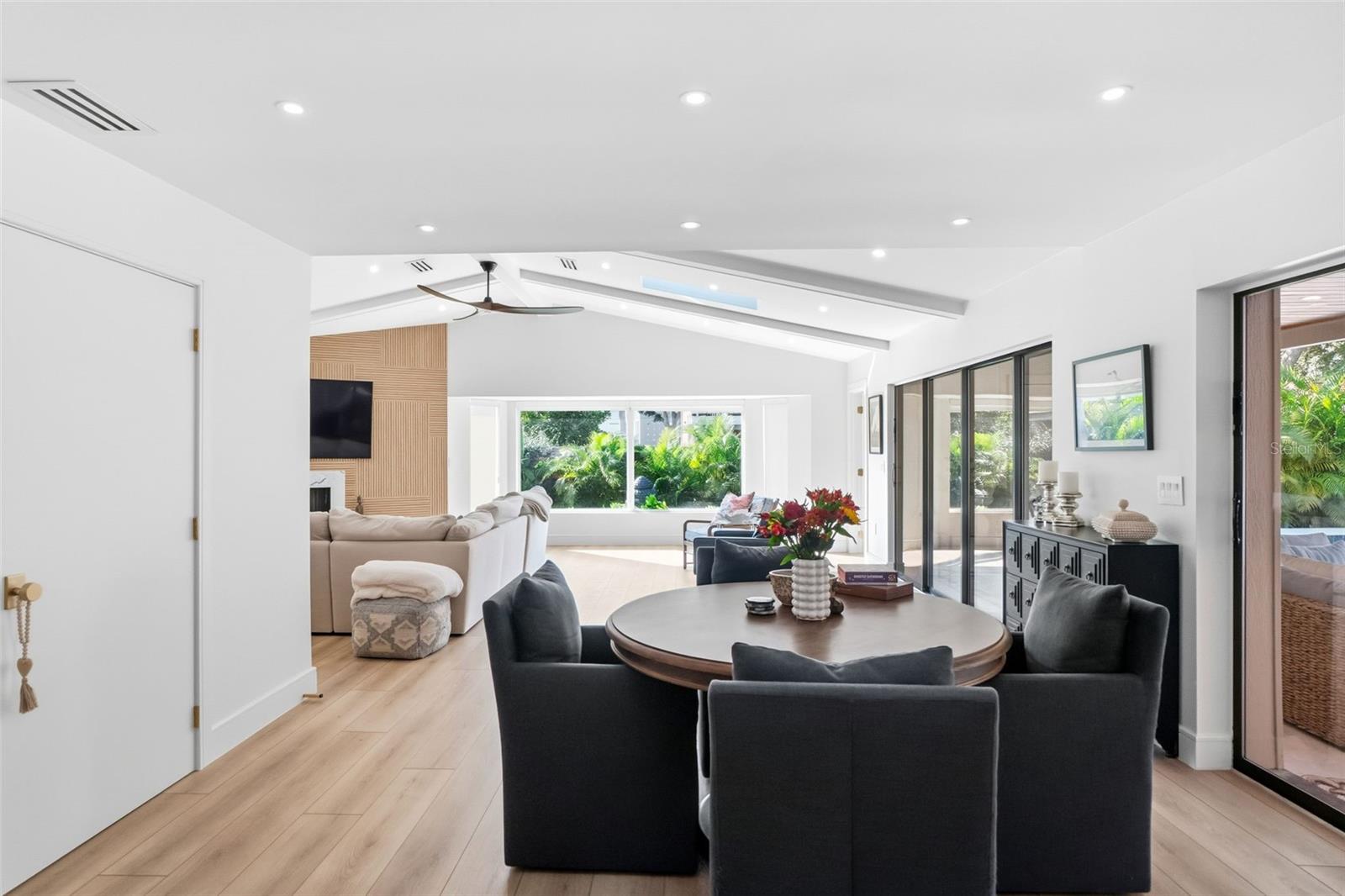 Image 19 of 66 For 1660 Pine Harrier Circle