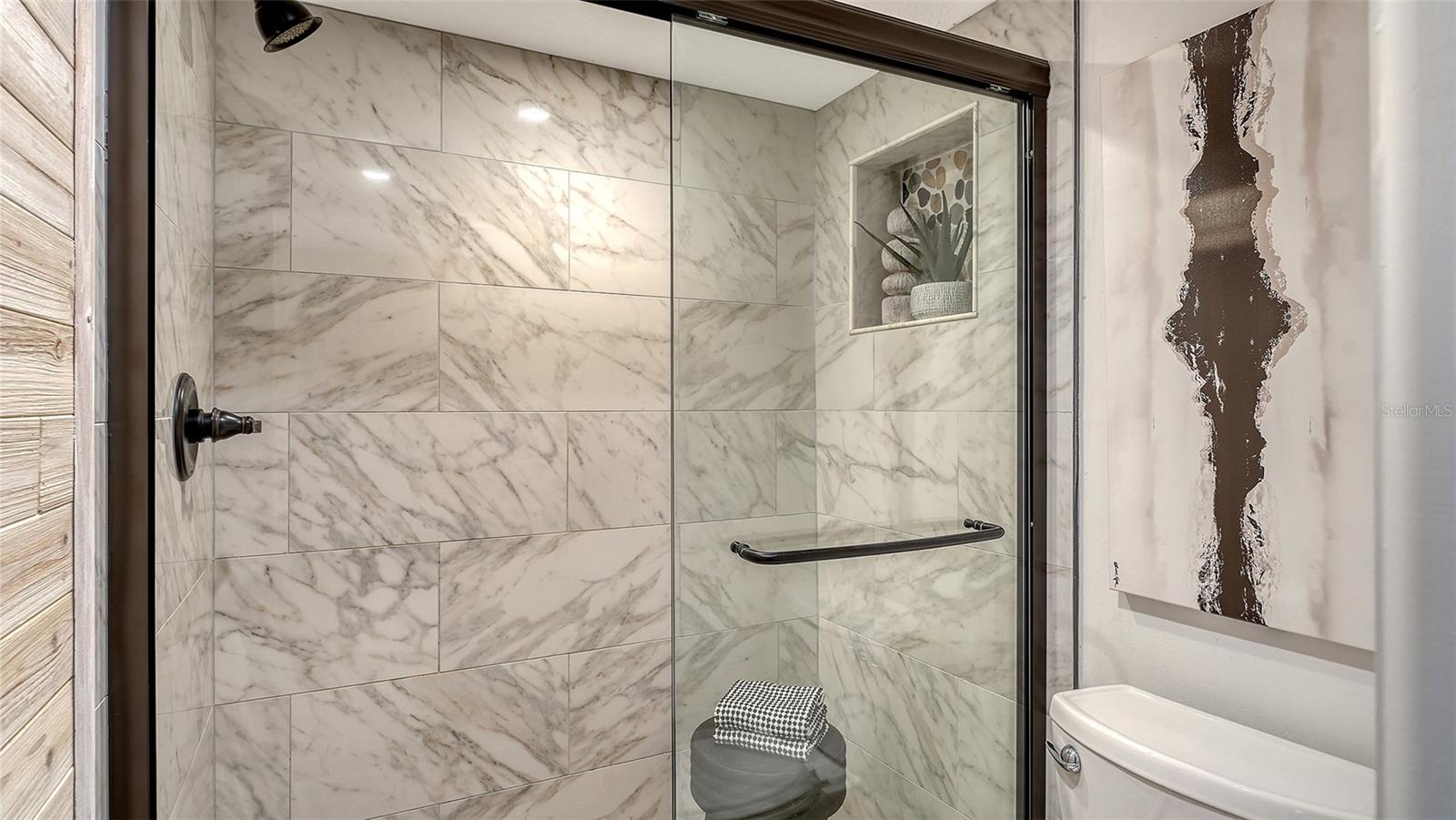 Image 25 of 52 For 1178 Bird Bay Way 307