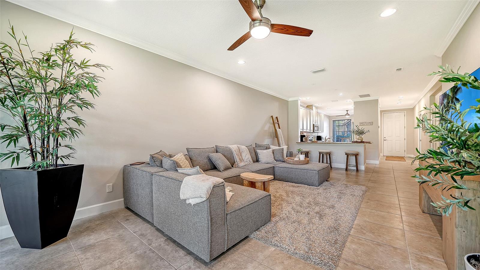 Image 16 of 97 For 13604 Messina Loop 103