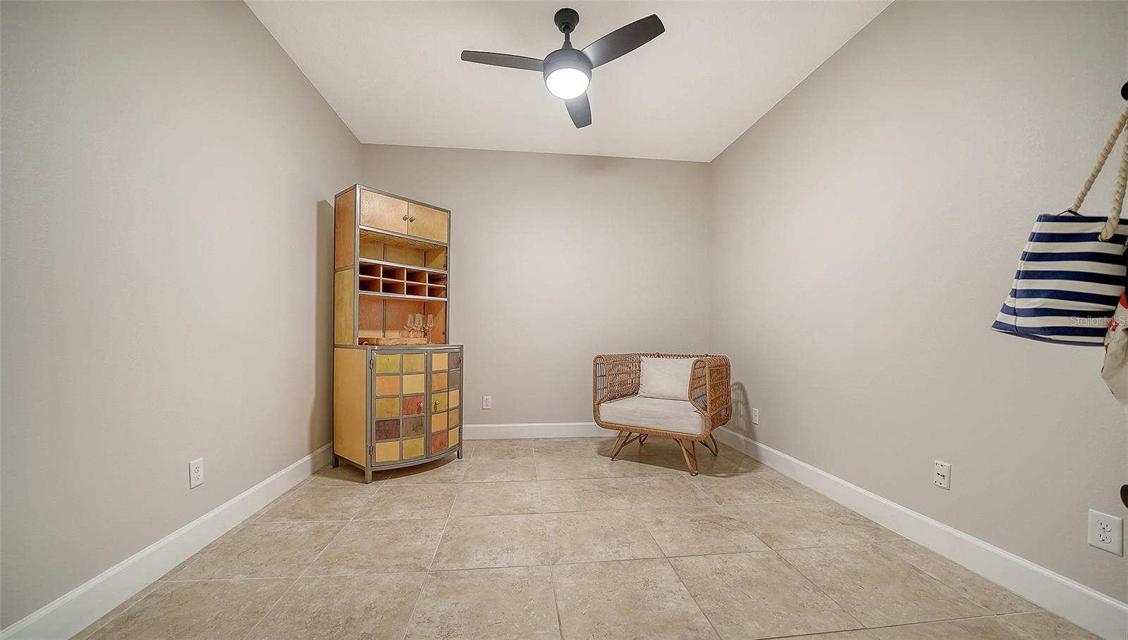 Image 23 of 97 For 13604 Messina Loop 103