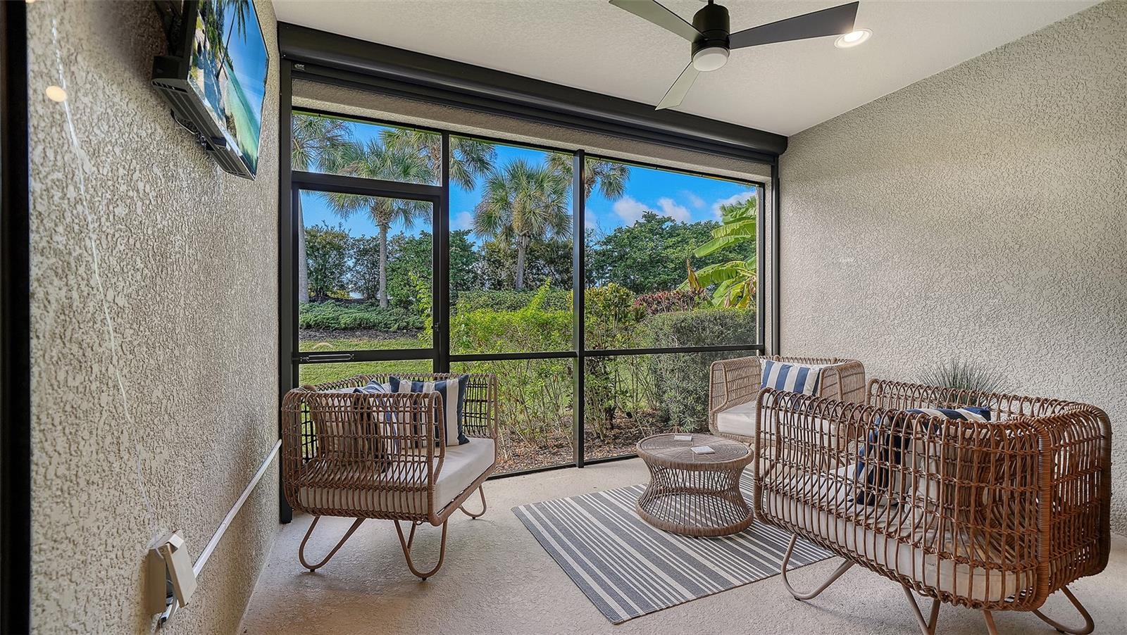 Image 28 of 97 For 13604 Messina Loop 103