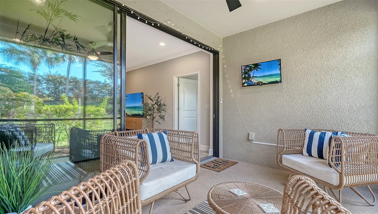 Image 30 of 97 For 13604 Messina Loop 103