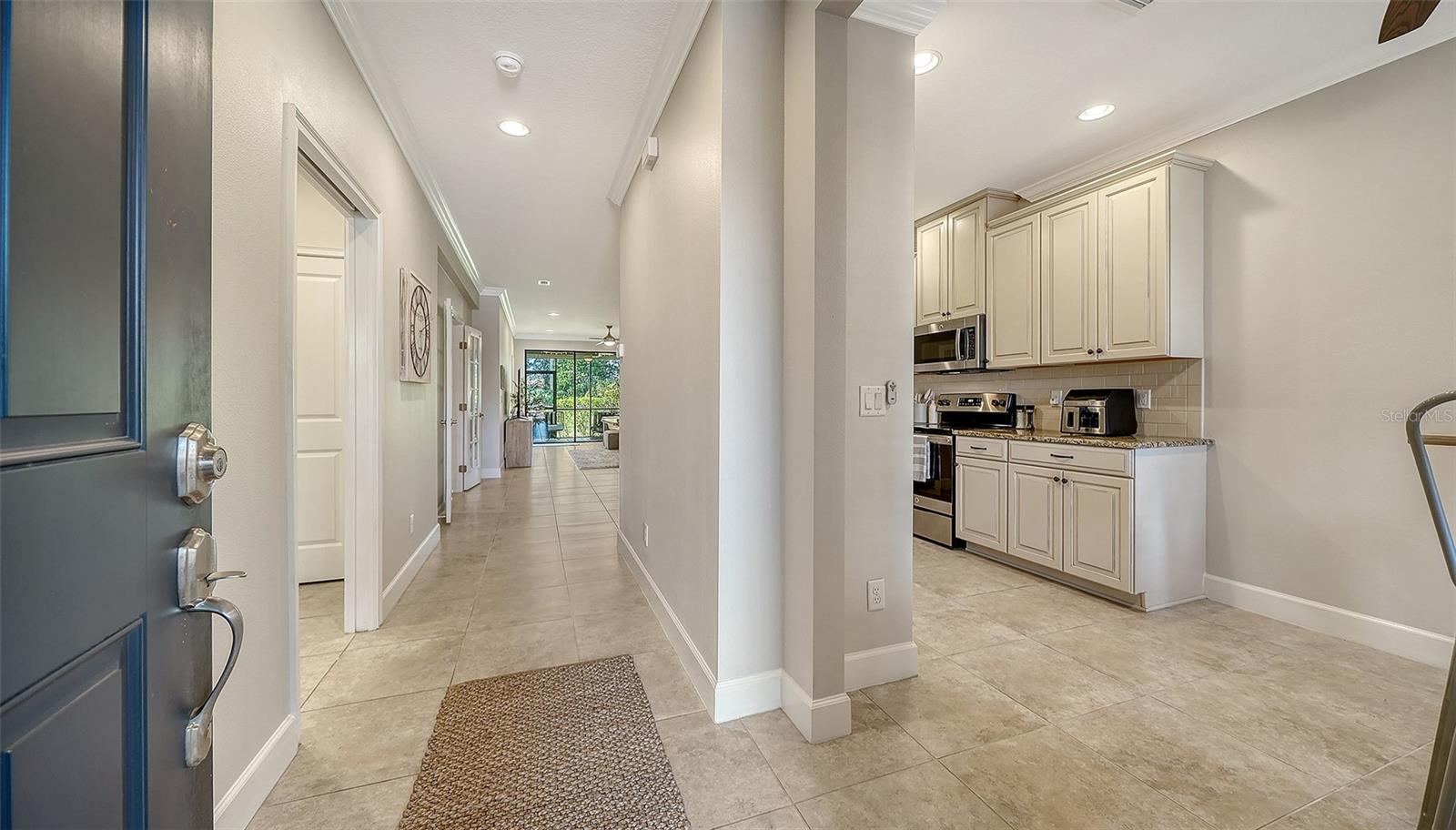 Image 5 of 97 For 13604 Messina Loop 103