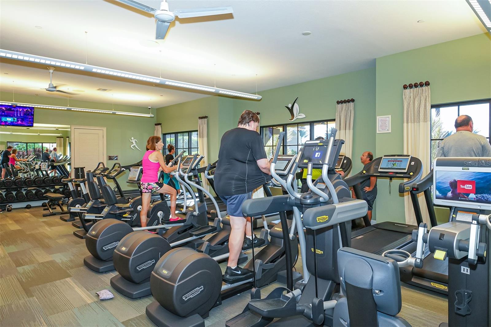 Image 54 of 97 For 13604 Messina Loop 103