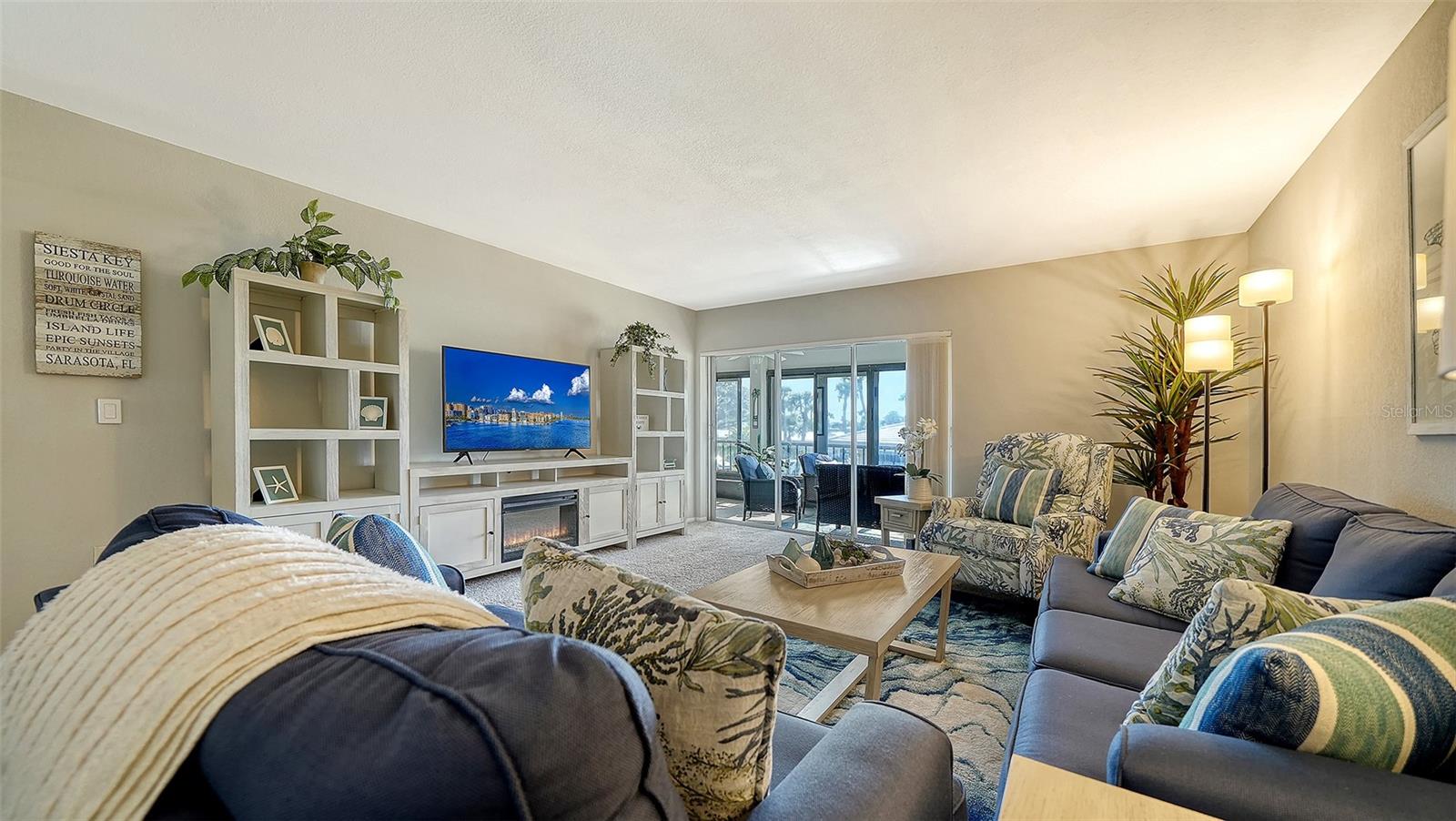 Image 11 of 71 For 199 Whispering Sands Drive 201