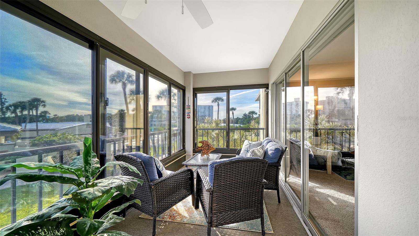 Image 24 of 71 For 199 Whispering Sands Drive 201