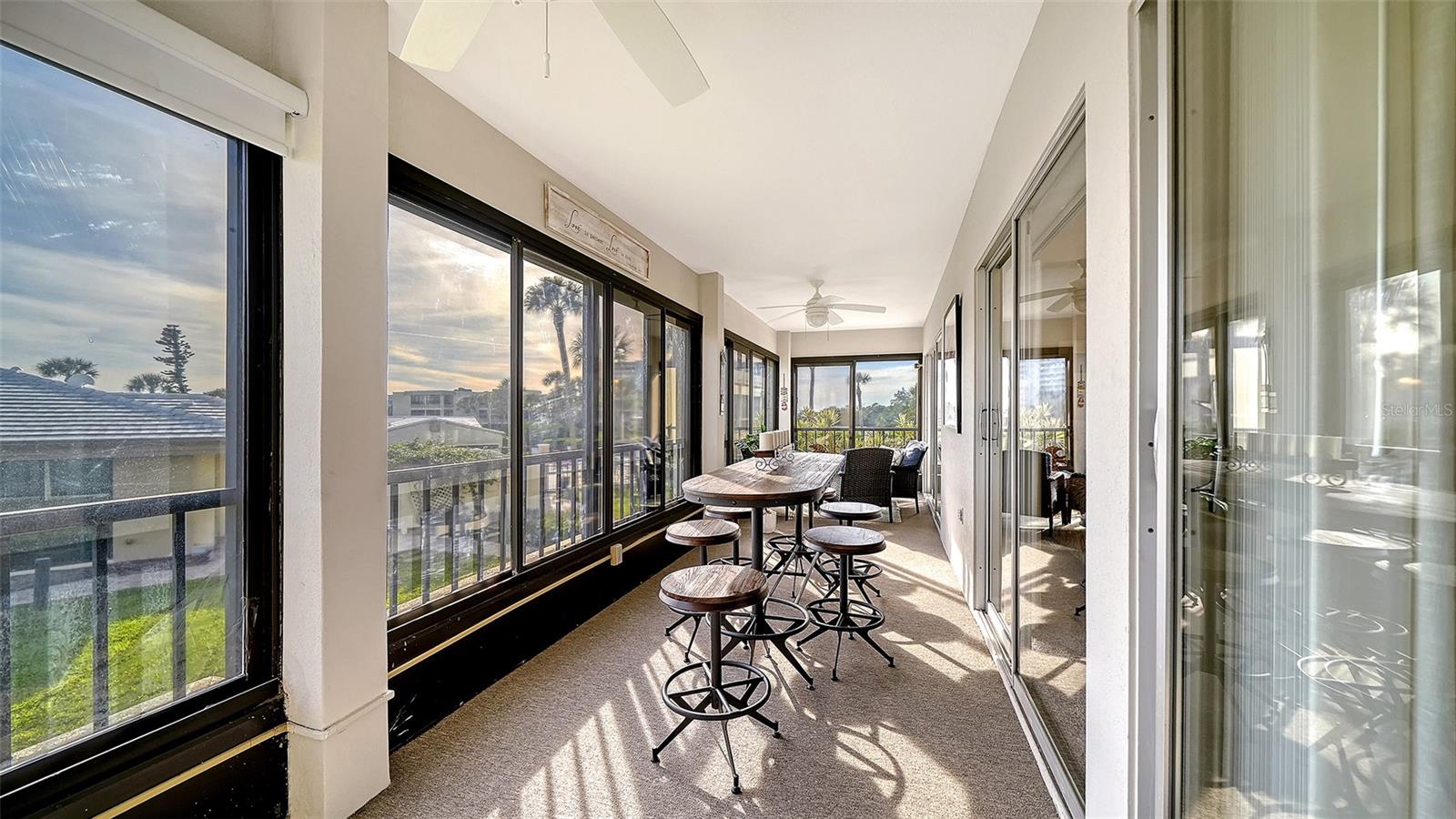 Image 33 of 71 For 199 Whispering Sands Drive 201