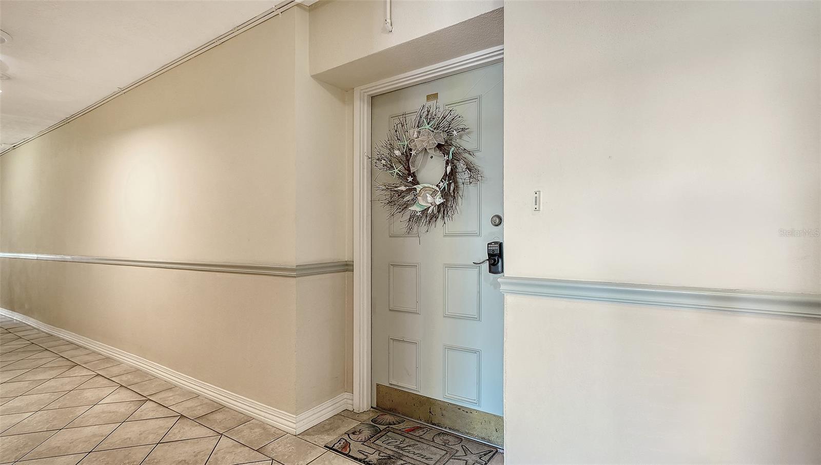 Image 7 of 71 For 199 Whispering Sands Drive 201