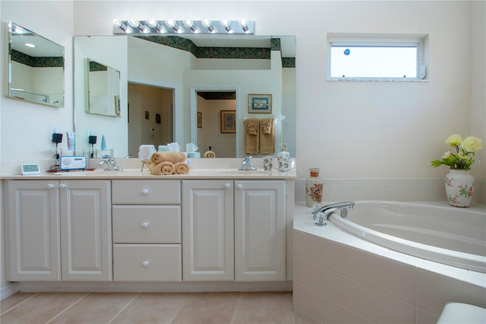 Image 37 of 59 For 4594 Chase Oaks Drive