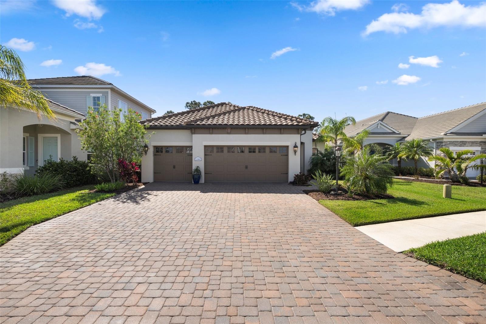 Details for 11981 Hunters Creek Road, VENICE, FL 34293