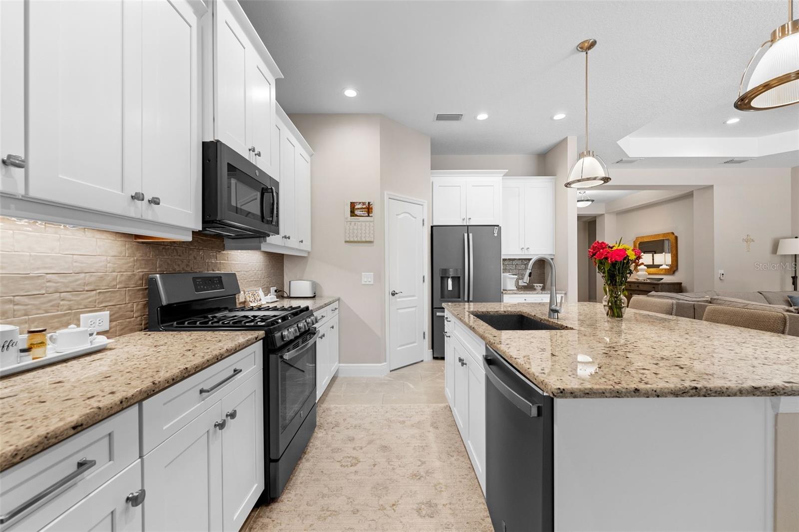 Image 11 of 54 For 11981 Hunters Creek Road