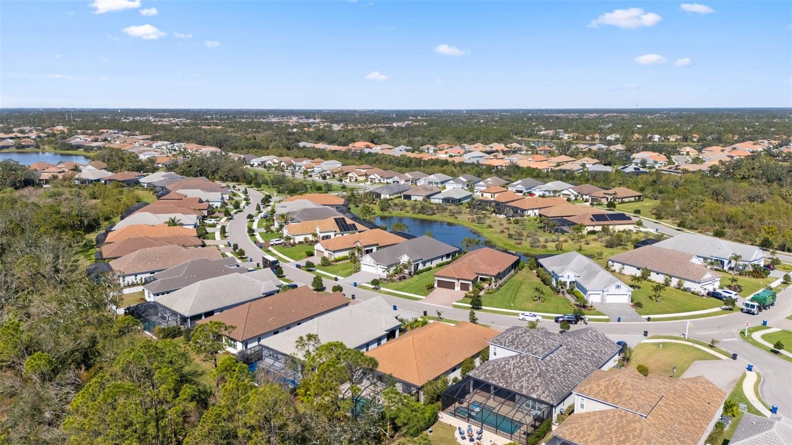 Image 42 of 54 For 11981 Hunters Creek Road