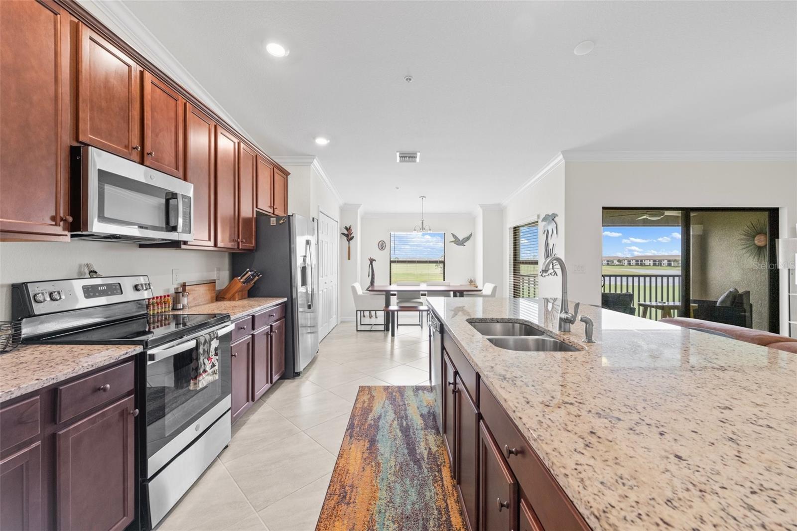 Image 12 of 36 For 5694 Palmer Circle 204