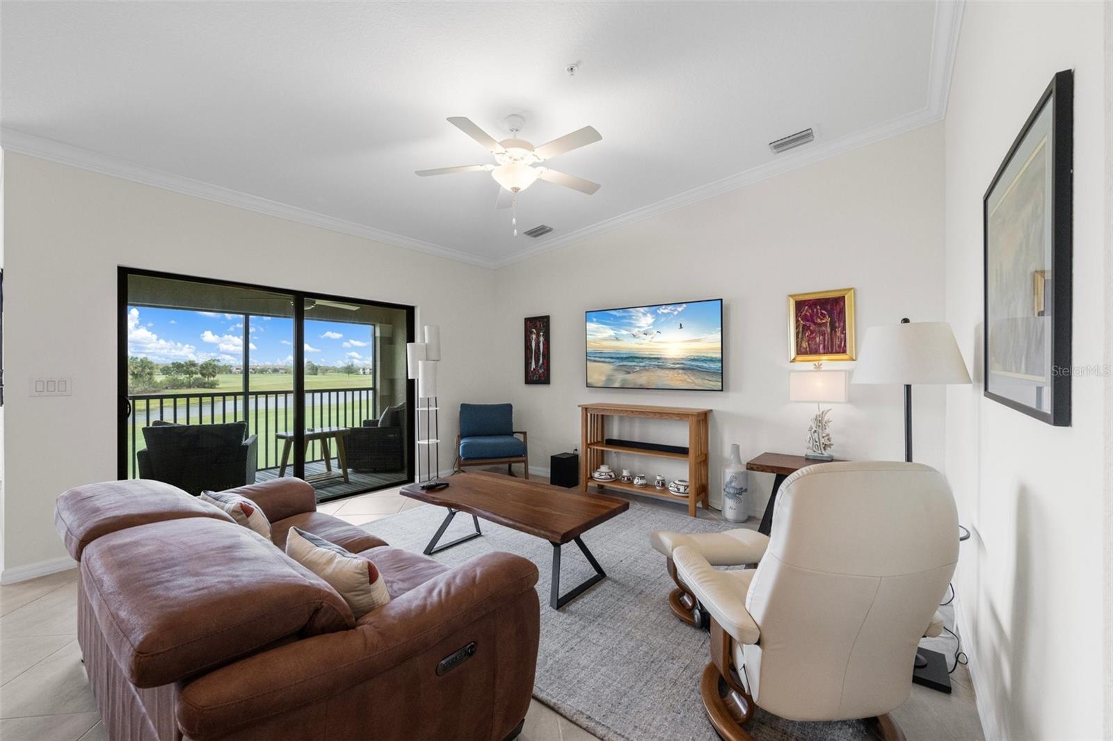 Image 6 of 36 For 5694 Palmer Circle 204