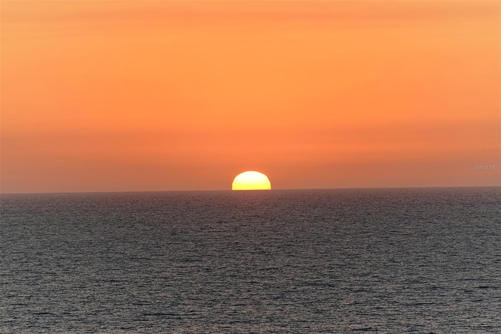 Image 53 of 54 For 2295 Gulf Of Mexico Drive 115s