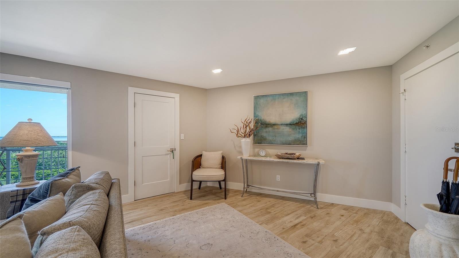 Image 7 of 54 For 2295 Gulf Of Mexico Drive 115s