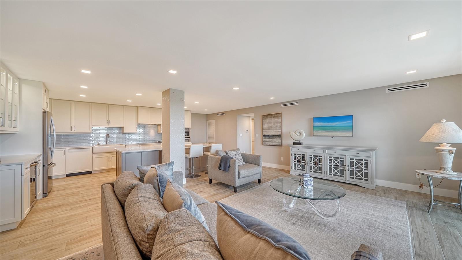 Image 8 of 54 For 2295 Gulf Of Mexico Drive 115s