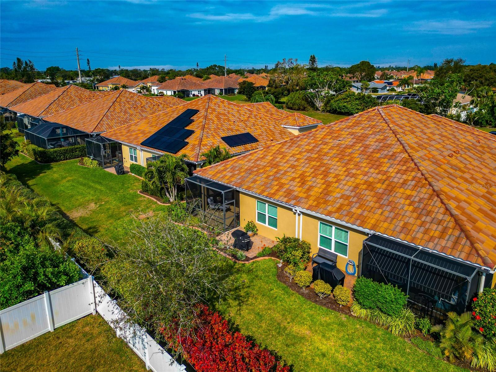 Image 32 of 43 For 6907 Costa Bella Drive