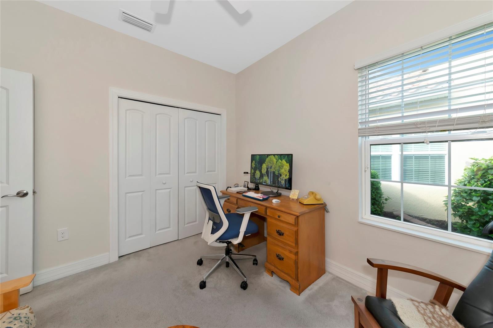 Image 8 of 43 For 6907 Costa Bella Drive