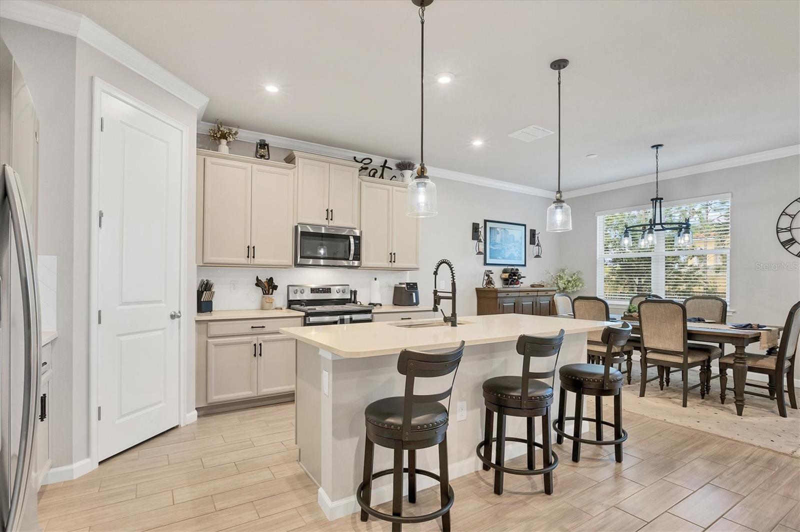 Image 15 of 48 For 20520 Bandera Place