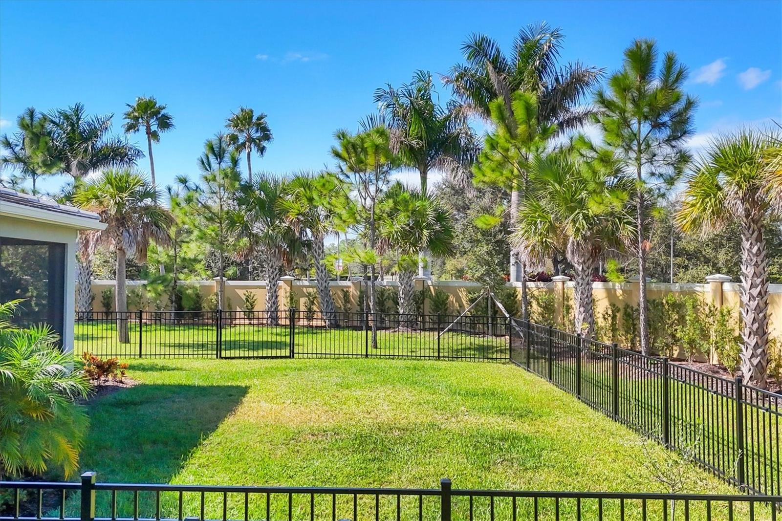 Image 36 of 48 For 20520 Bandera Place