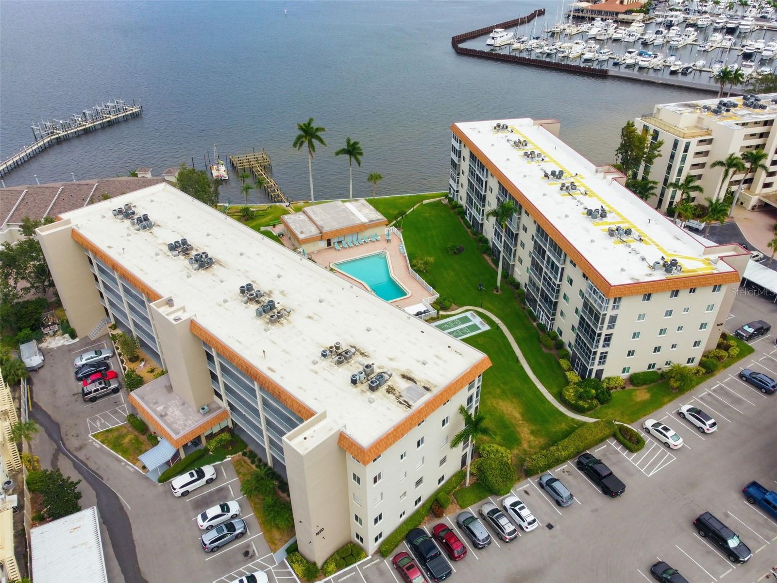 Image 27 of 48 For 1600 1st Avenue W 304a