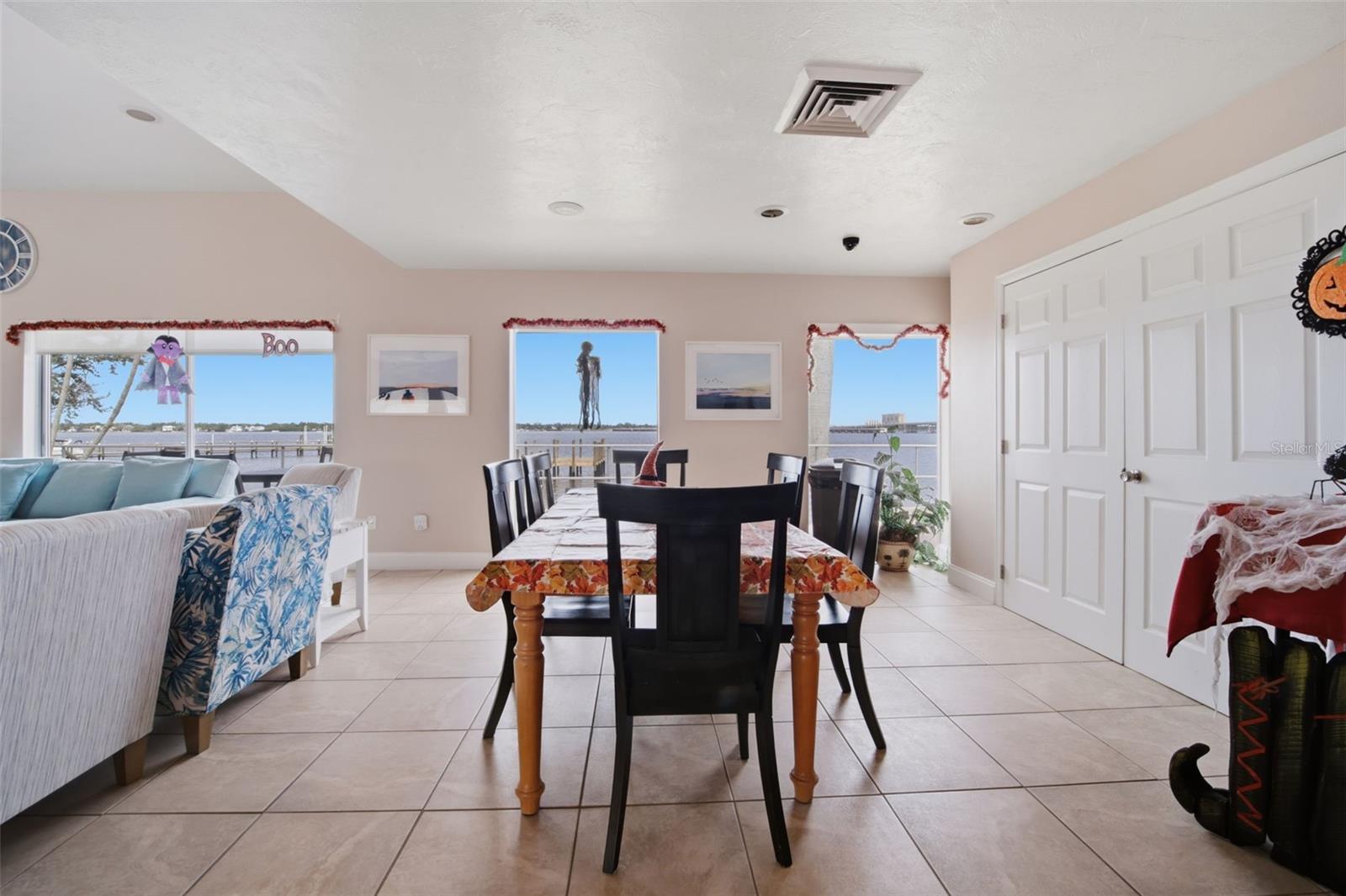 Image 42 of 48 For 1600 1st Avenue W 304a