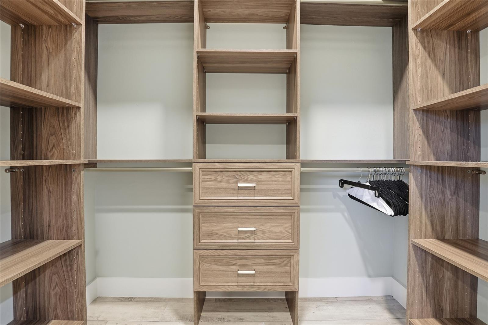 Image 12 of 43 For 25360 Puerta Drive