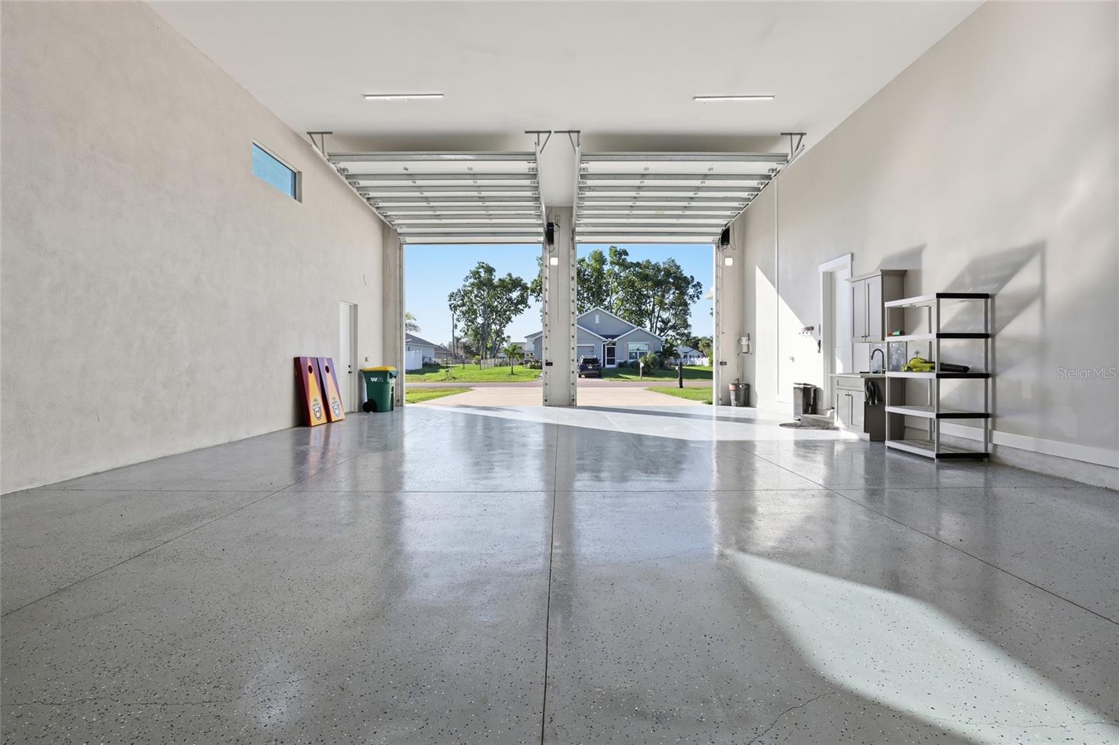 Image 17 of 43 For 25360 Puerta Drive