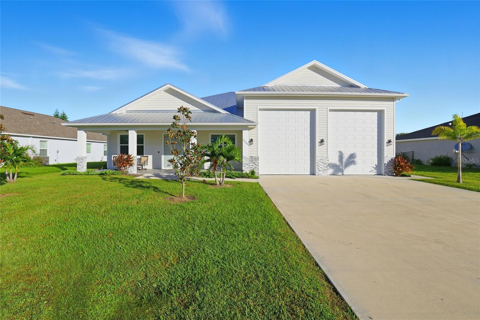 Image 3 of 43 For 25360 Puerta Drive