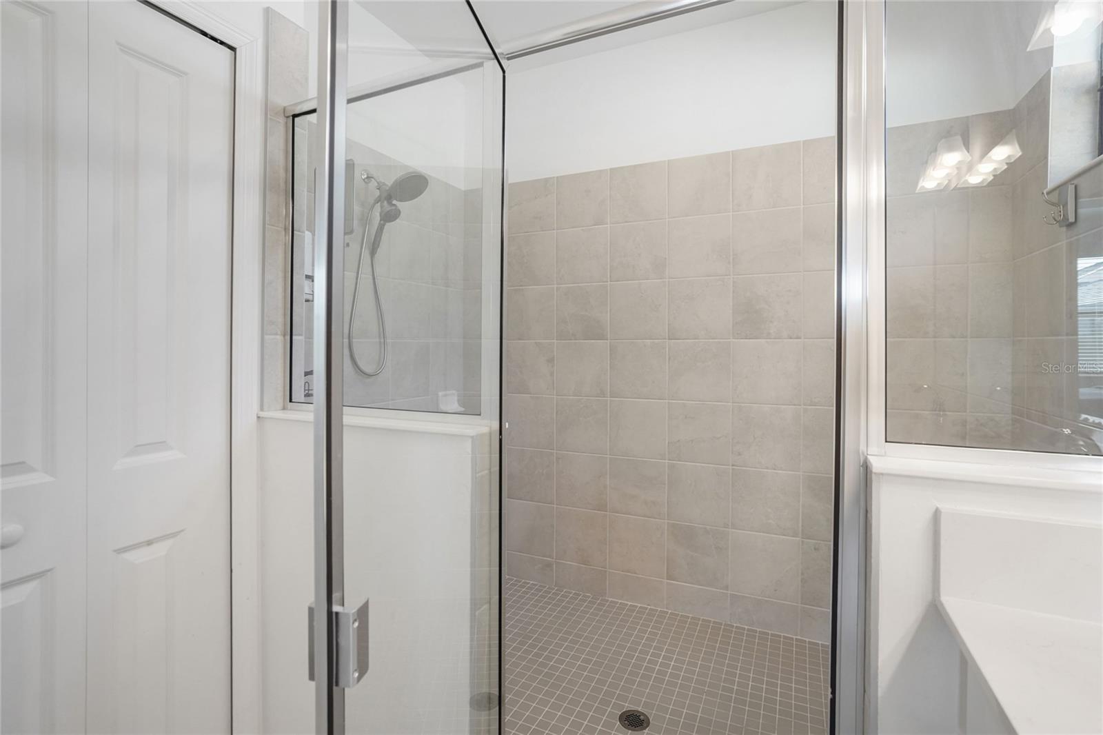 Image 23 of 65 For 4971 Oyster Pearl Street