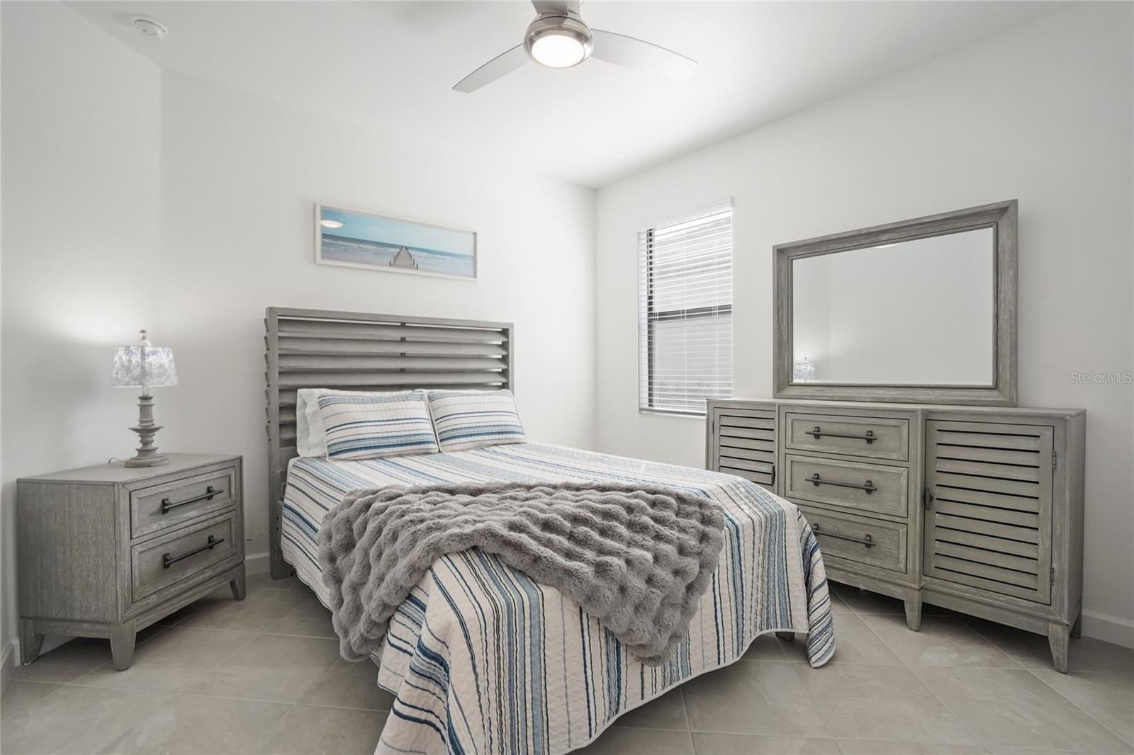 Image 25 of 65 For 4971 Oyster Pearl Street