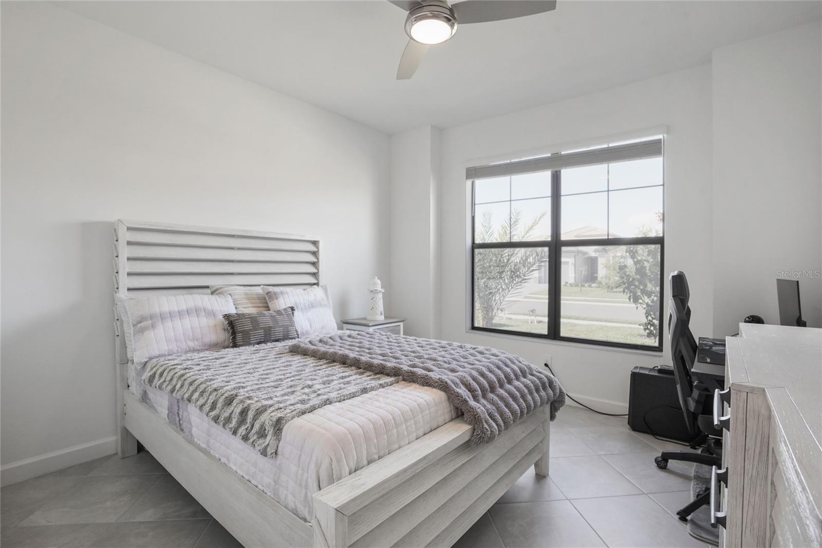 Image 26 of 65 For 4971 Oyster Pearl Street