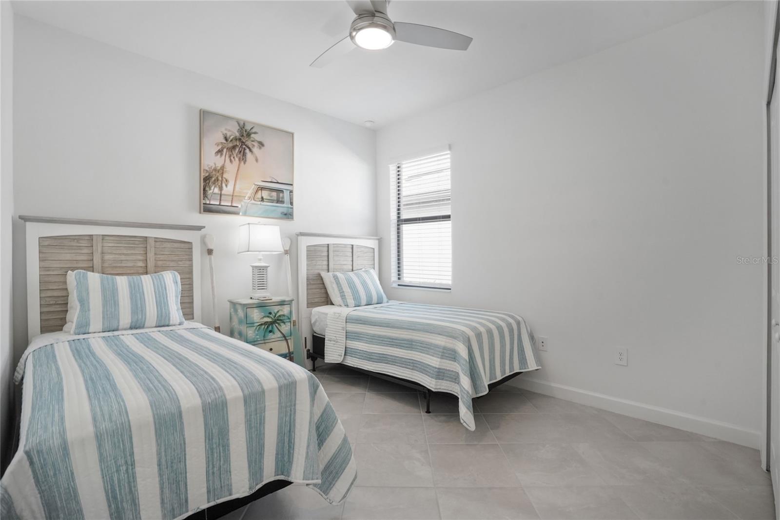 Image 28 of 65 For 4971 Oyster Pearl Street