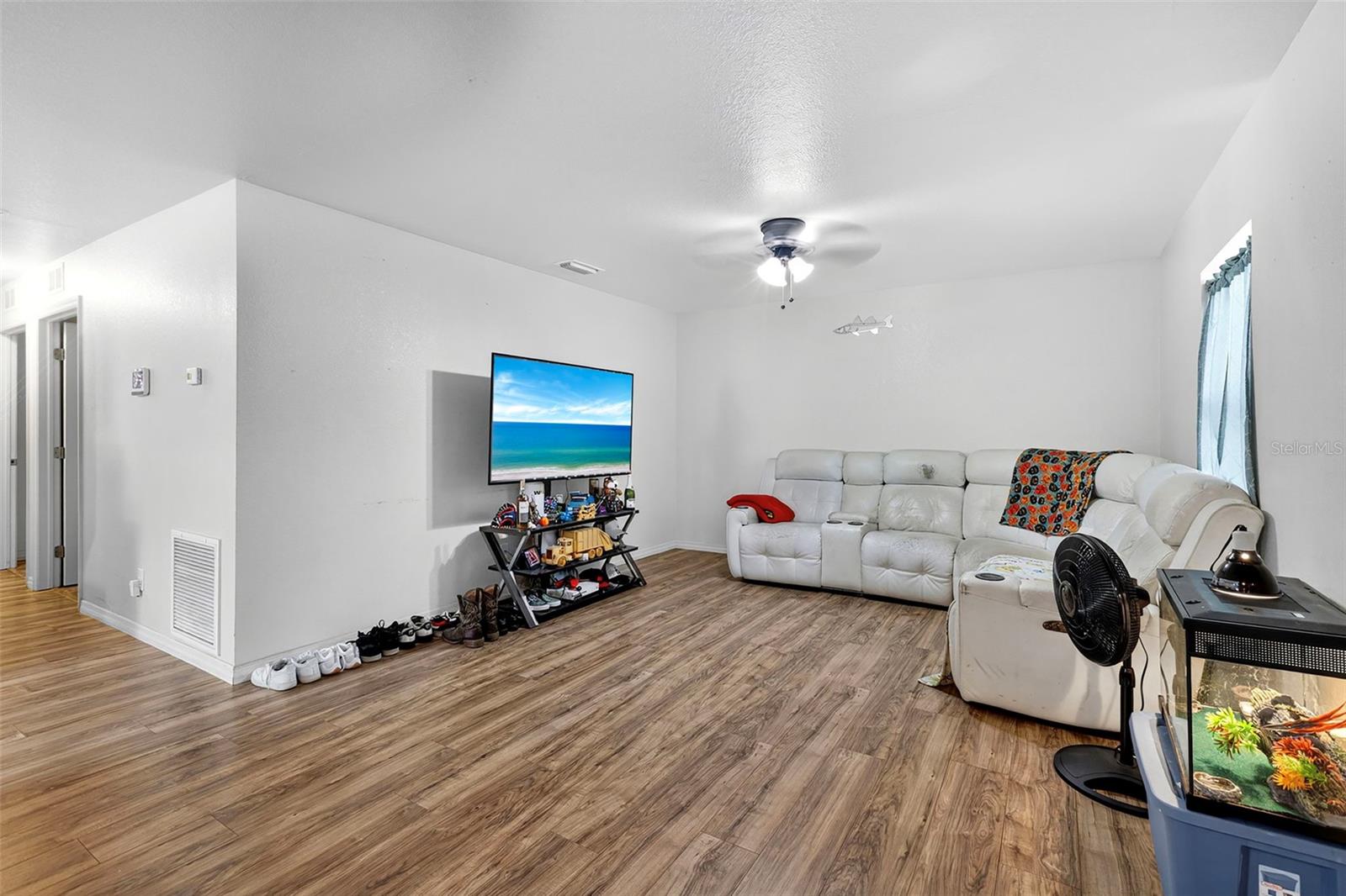 Image 11 of 28 For 1436 Harlem Circle