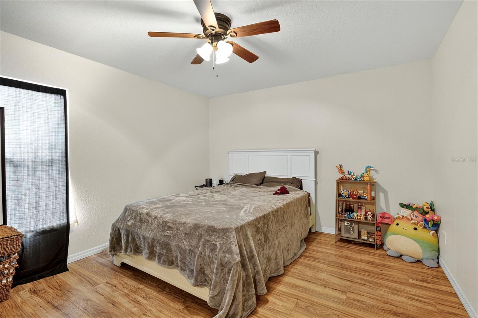 Image 13 of 28 For 1436 Harlem Circle