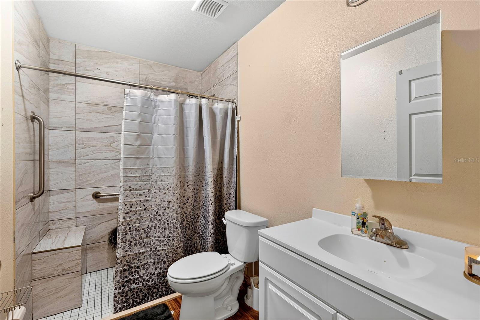 Image 19 of 28 For 1436 Harlem Circle