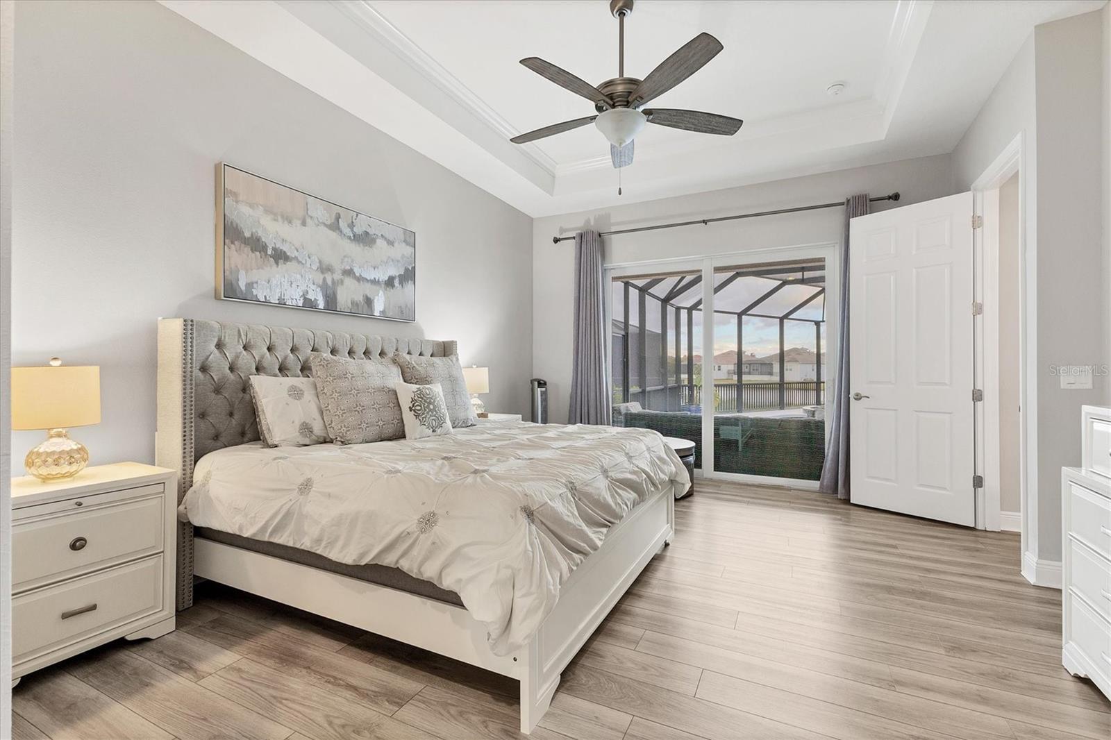 Listing photo id 24 for 6261 Champions Row Street