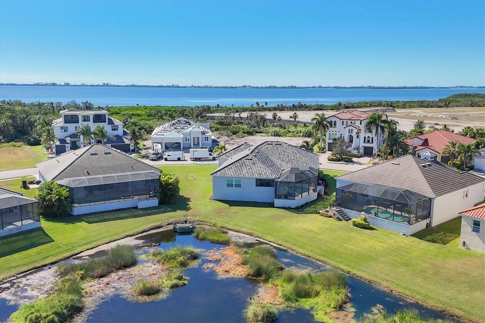 Listing photo id 44 for 6261 Champions Row Street