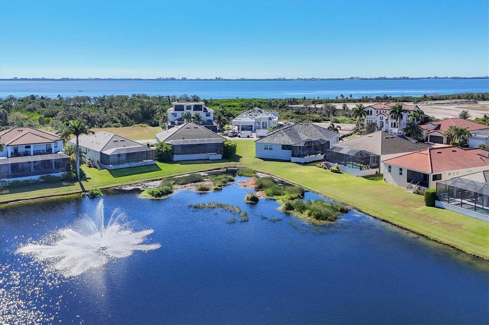 Listing photo id 45 for 6261 Champions Row Street