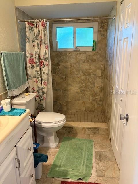 Image 10 of 20 For 22369 Blanchard Avenue