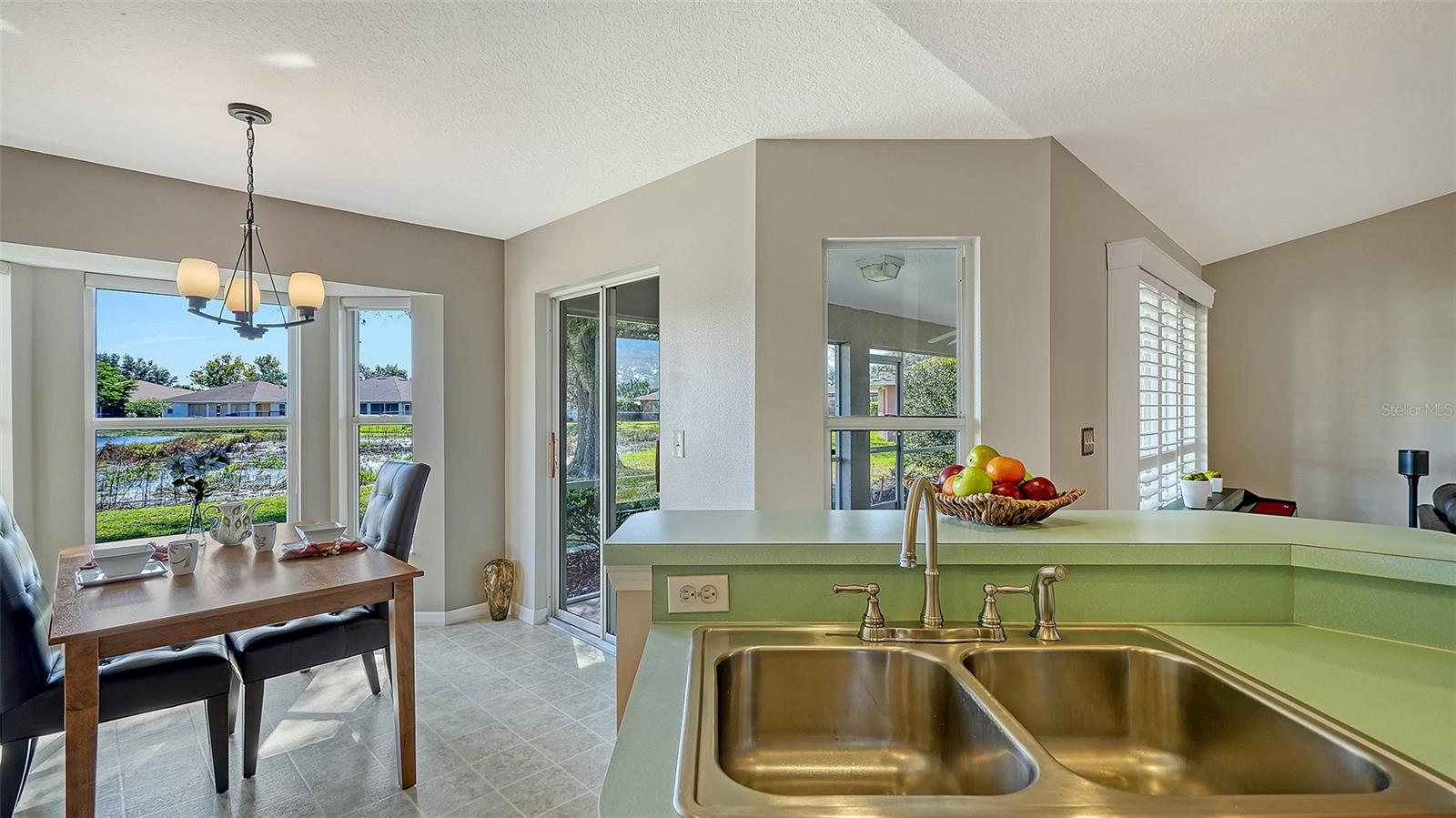 Image 16 of 43 For 6509 67th Court E