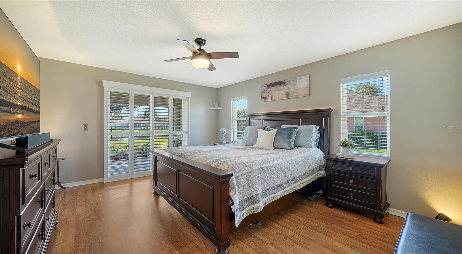 Image 17 of 43 For 6509 67th Court E