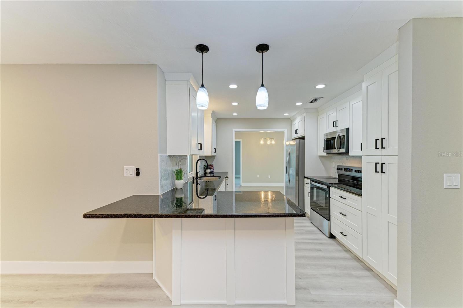 Image 10 of 77 For 3645 Calliandra Drive