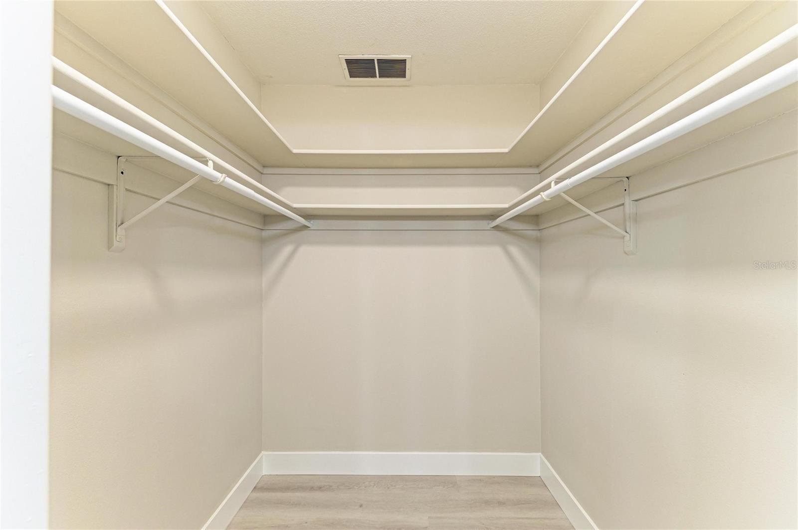 Image 22 of 77 For 3645 Calliandra Drive