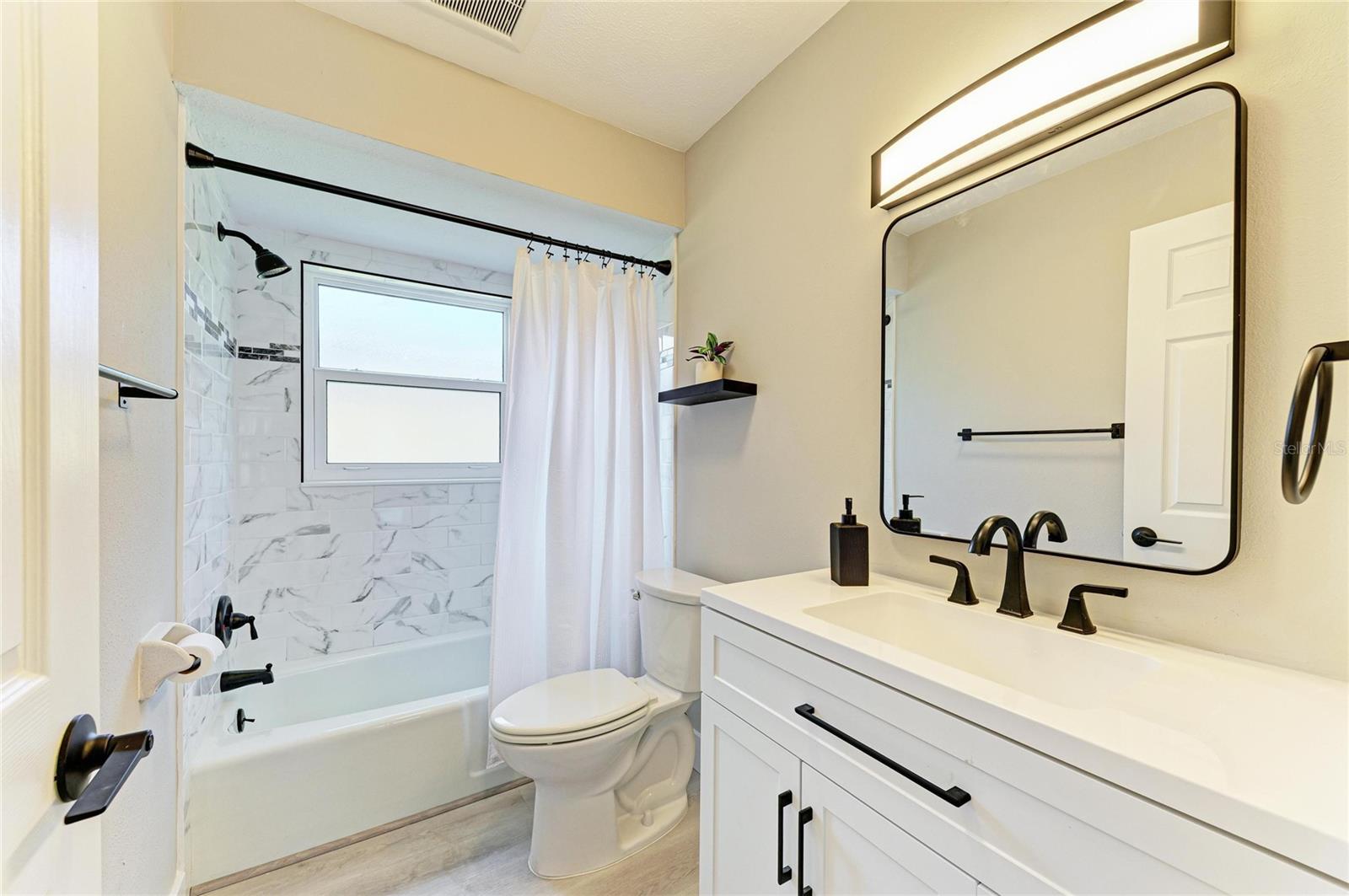 Image 23 of 77 For 3645 Calliandra Drive